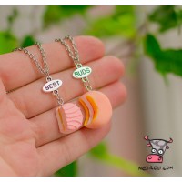 Кулон для двоих друзей "Best Buds. Сладкий зефир. Цена за набор